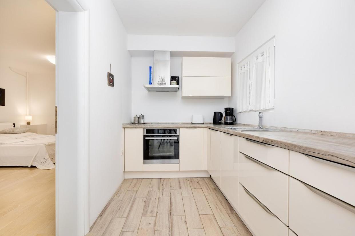 Apartment Anton プナト エクステリア 写真