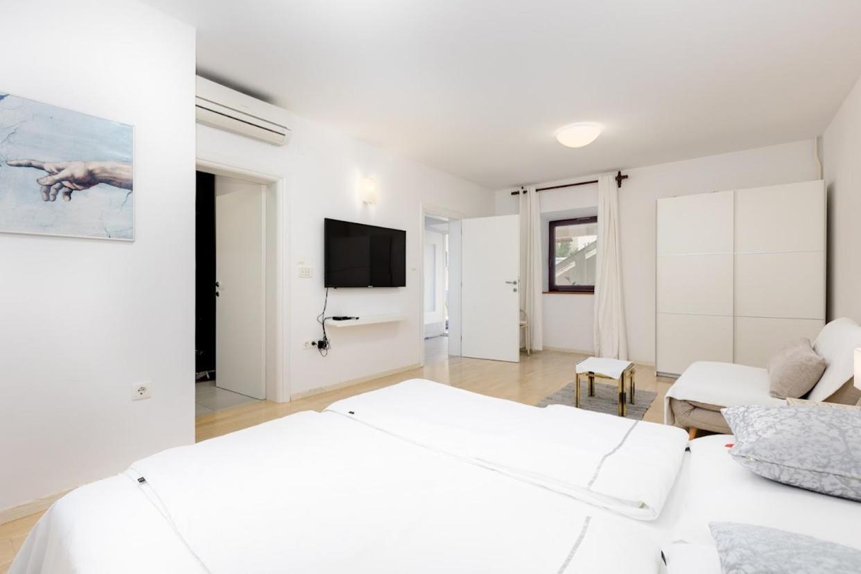 Apartment Anton プナト エクステリア 写真